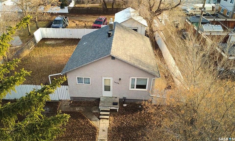 1st image of 1428 Winnie STREET