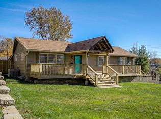 806 SW 17th St, Blue Springs, MO 64015