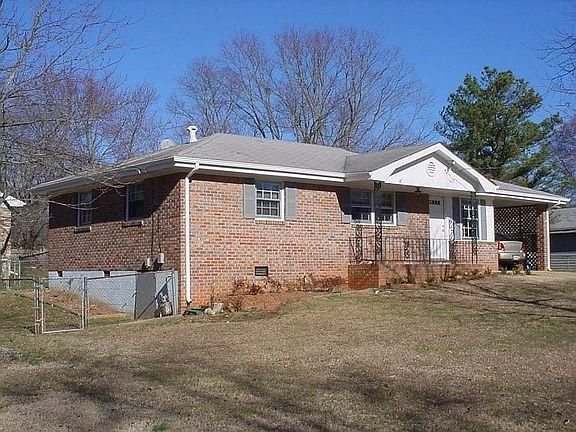 4th image of 1901 Heathridge Ct SE