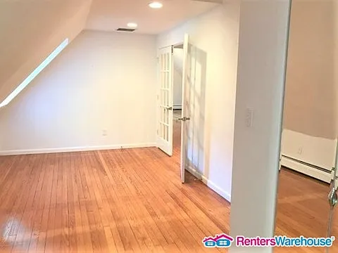 6616 N Charles St #C — Photo 11