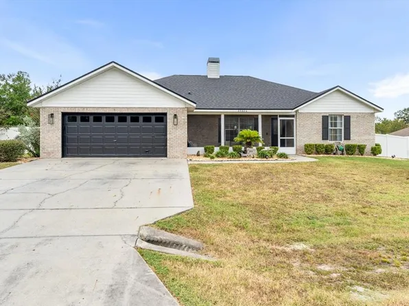 25680 SW 22nd Pl, Newberry, FL 32669