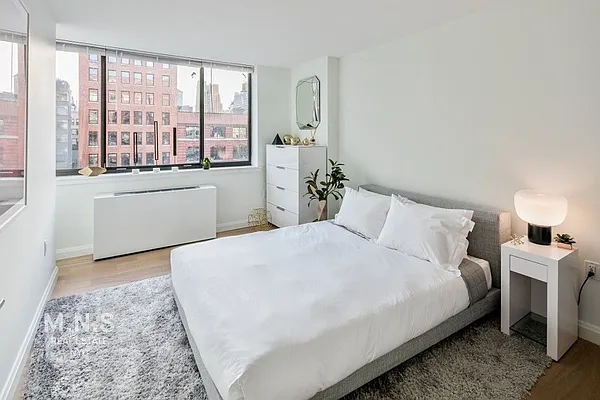 Rented by MNS | media 3