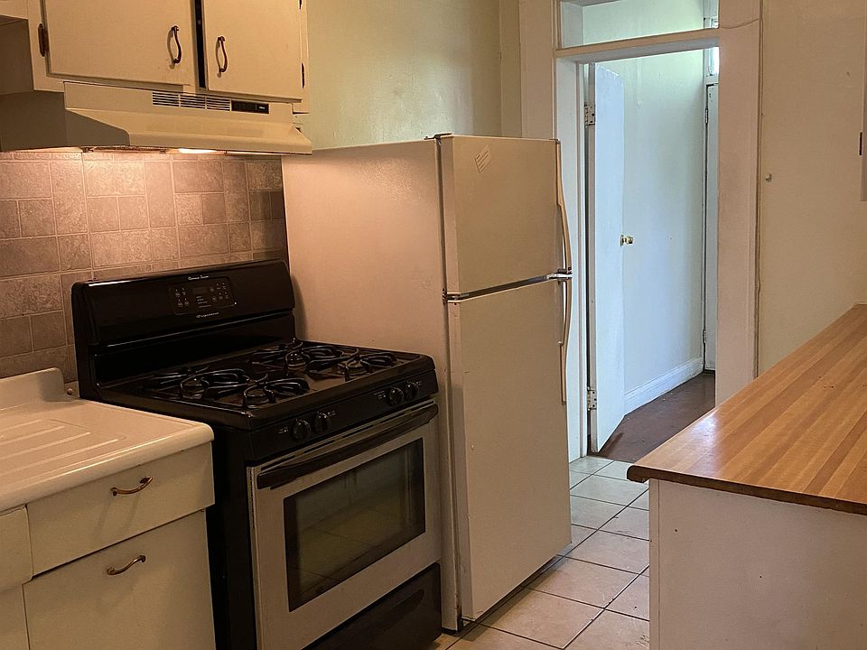 2nd image of 357 Madison Ave #2