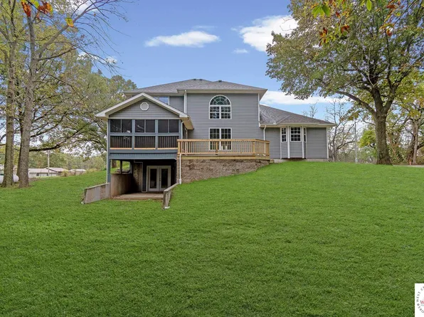 12421 Hickory Point Rd, Green Ridge, MO 65332