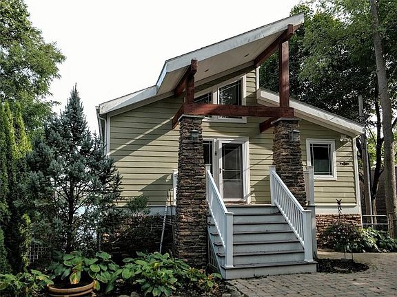 2nd image of 1283 Sylvan Dr