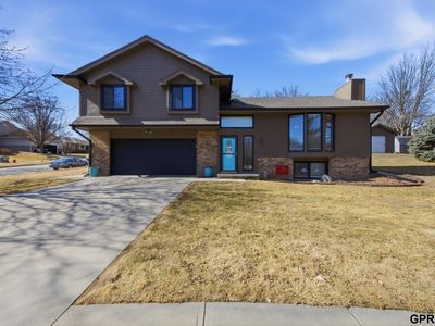 402 Maple Dr, Treynor, IA, 51575