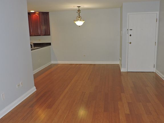 5th image of 716 Prescott Dr APT 201