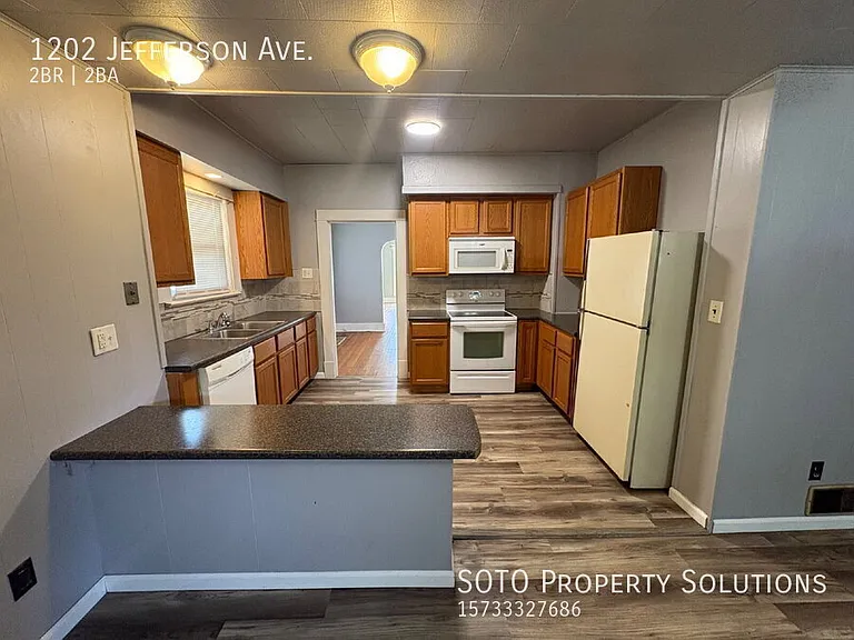 1202 Jefferson Ave — Photo 9