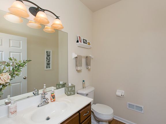 5th image of 2031 Canyon Creek Dr