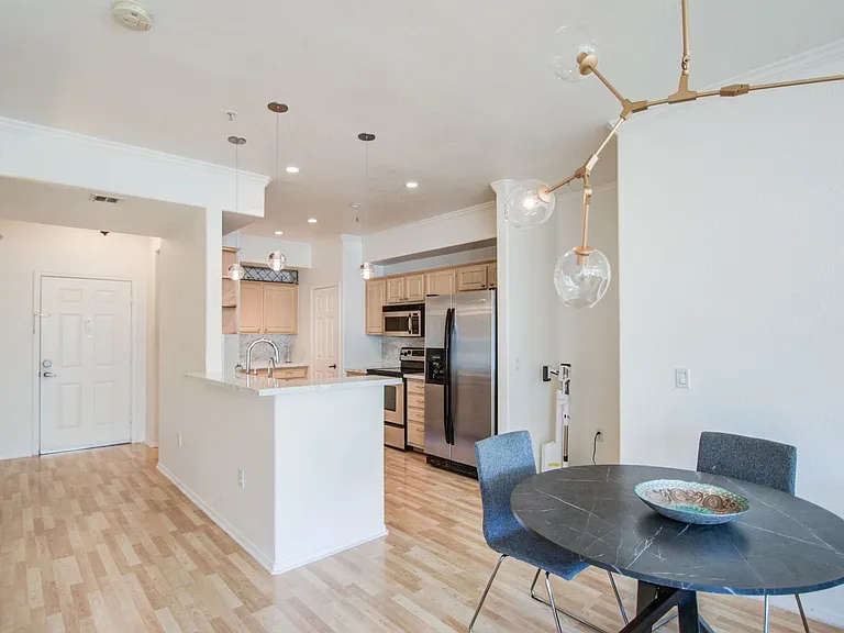 435 W Rio Salado Pkwy #208 — Photo 11