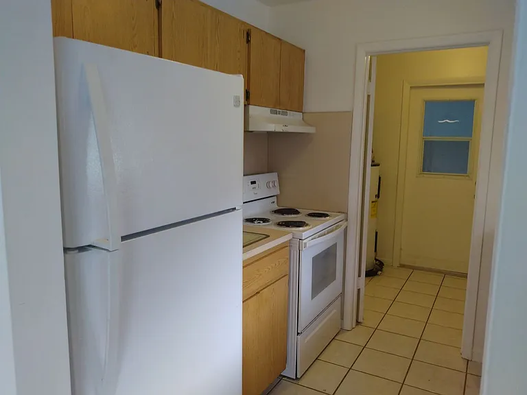 5076 Wellington Rd — Photo 16