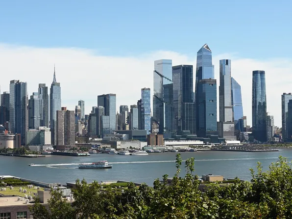 17-19 Columbia Terrace image 22 of 25