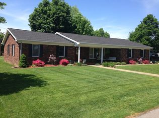 520 E Spalding St, Morganfield, KY 42437