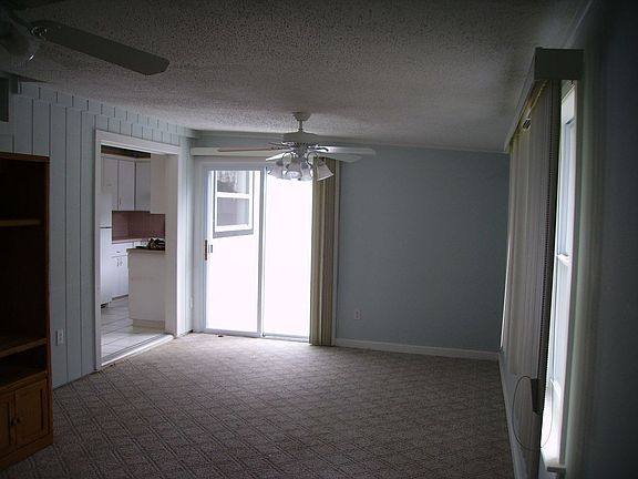5th image of 43 Bressler Ln