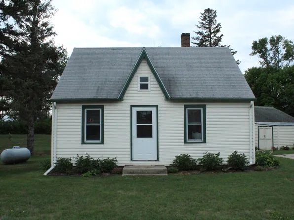 301 Linser St, Garfield, MN 56332