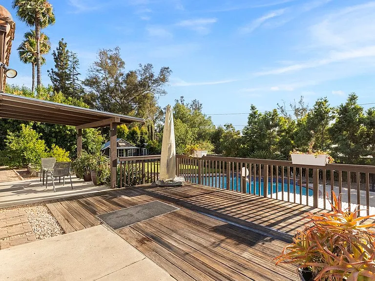 1305 Scenic Dr — Photo 13