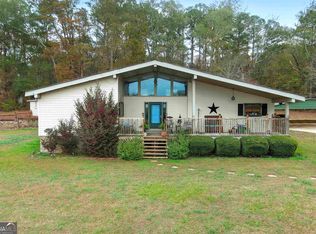 572 Walter Moore Rd, Jackson, GA 30233