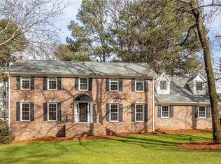 6790 Lisa Ln, Sandy Springs, GA 30338
