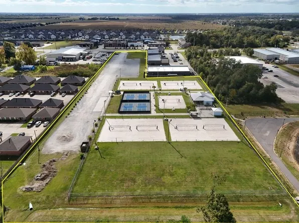 1311 E McNeese St, Lake Charles, LA 70607