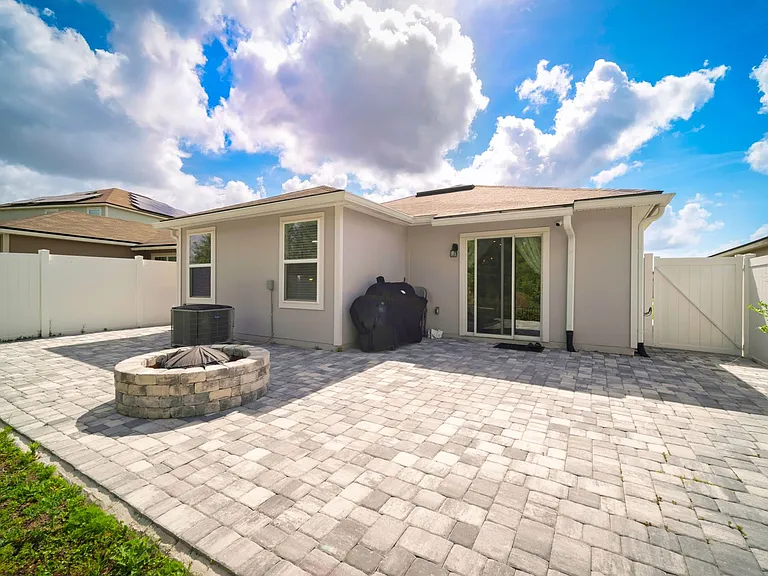 6092 Bucking Bronco Dr — Photo 24