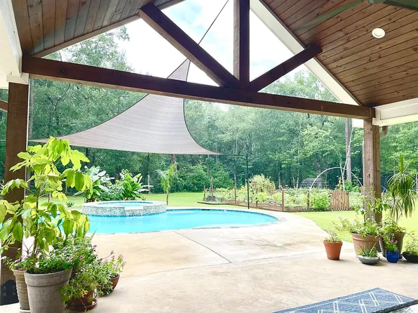 114 Oleander St, Lumberton, TX 77657