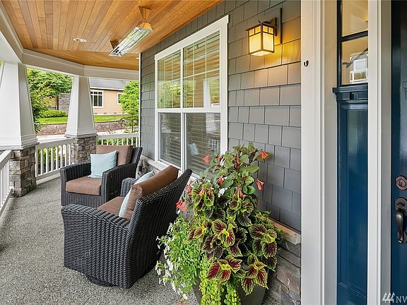 3rd image of 205 259th Ave NE