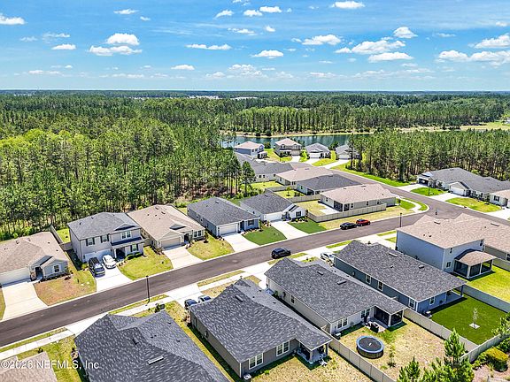 3rd image of 7781 DUNHILL Court