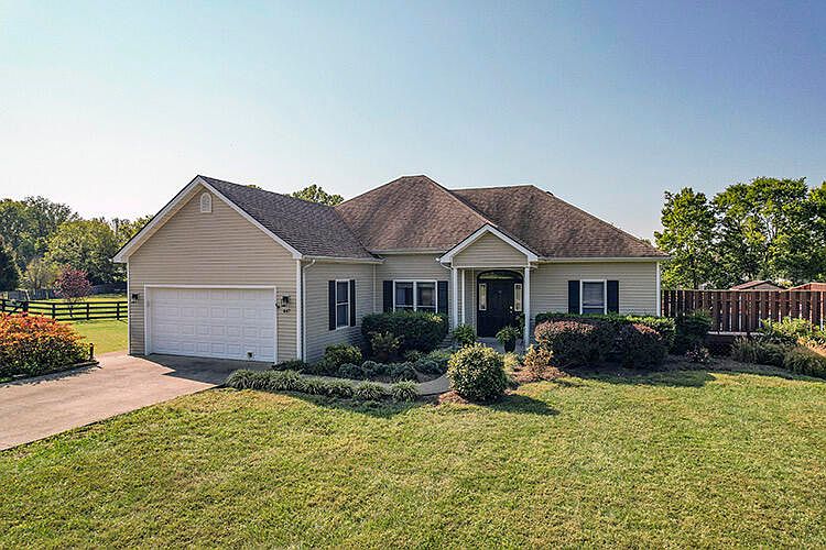 1st image of 447 Emma Dr