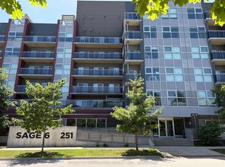 251 Hemlock St #601, Waterloo, ON N2L0H2