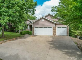 200 Foxhead Shores Rd, Camdenton, MO 65020