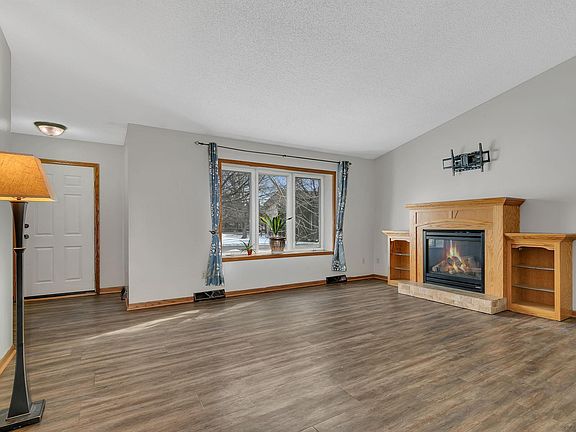 2nd image of 445 13th Ave S