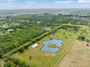 6950 49th St, Vero Beach, FL 32967