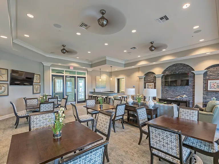 1212 S Community Dr — Photo 37