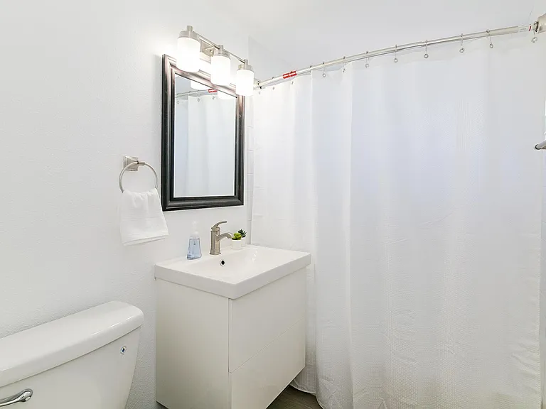 2232 Bellefontaine St #3 — Photo 12