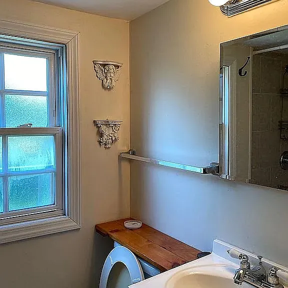 61 Duley Ave — Photo 11