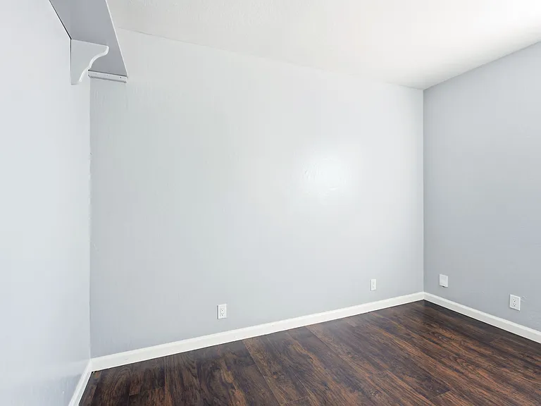 934 Pierce St — Photo 13