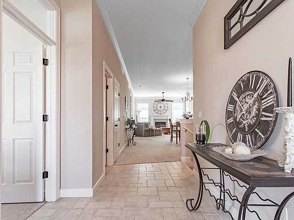 2nd image of 1007 W Applewood Ln #35