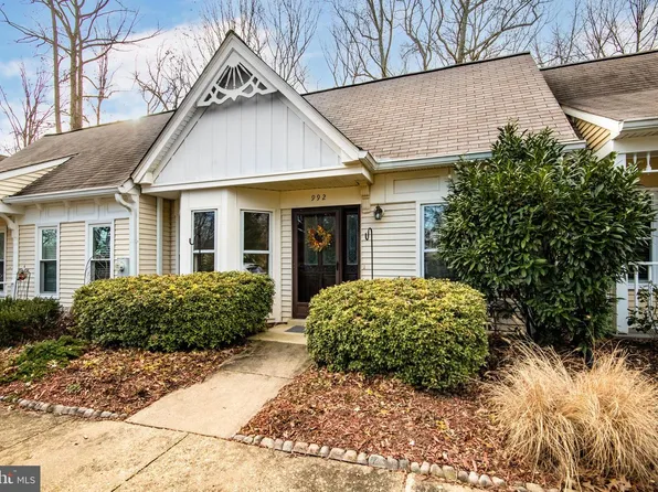 992 Riversedge Cir, Annapolis, MD 21401