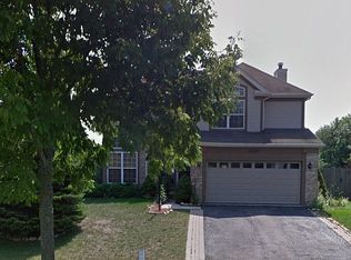 4270 Greenfield Ln, Lake In The Hills, IL 60156