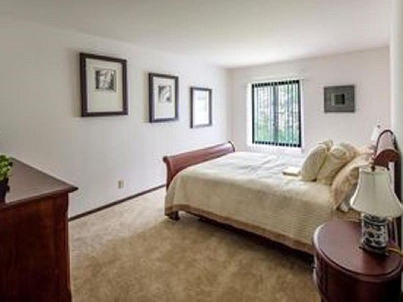 3rd image of 4724 N 100th St APT 201