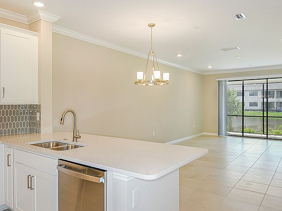 4th image of 23921 Collina Way Unit 102