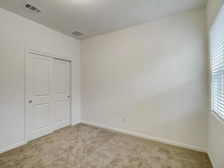 117 Lacey Oak Loop — Photo 32
