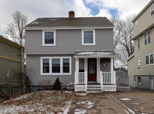 2420 Westmount St, Halifax, NS B3L 3G6