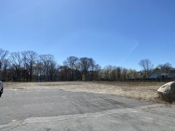 1325 Main St, Tewksbury, MA 01876