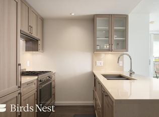 5515 Boundary Rd #859, Vancouver, BC V5R 0E3