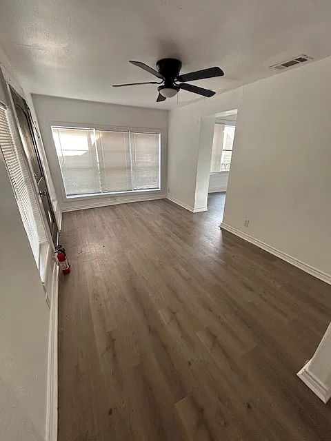 139 Surrey Ave #3