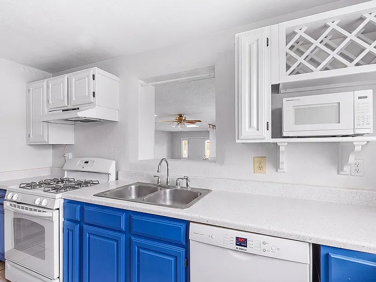 4920 La Cienega St NW — Photo 10