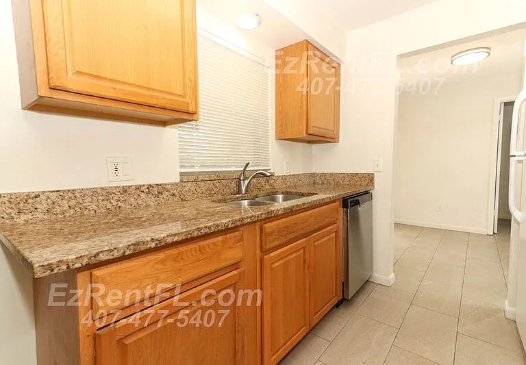 858 Bishop Dr — Photo 11