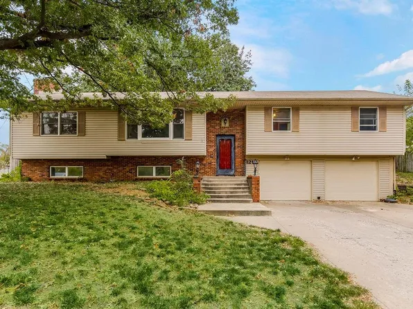 1212 Acorn St, Eudora, KS 66025