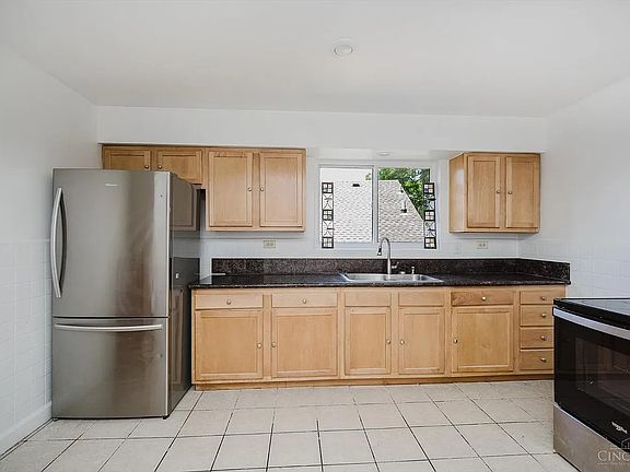 5th image of 3742 Marydell Pl #2